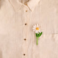 Load image into Gallery viewer, Crochet Daisy Brooch - Granmade