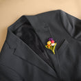 Load image into Gallery viewer, Crochet Flower Bunch Brooch - Granmade