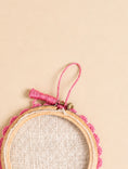 Load image into Gallery viewer, Crochet Border Mini Frame- Pink