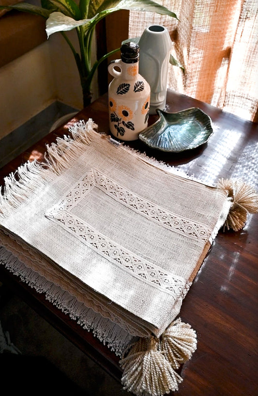 Serene Jute and Lace Table Runner - Granmade