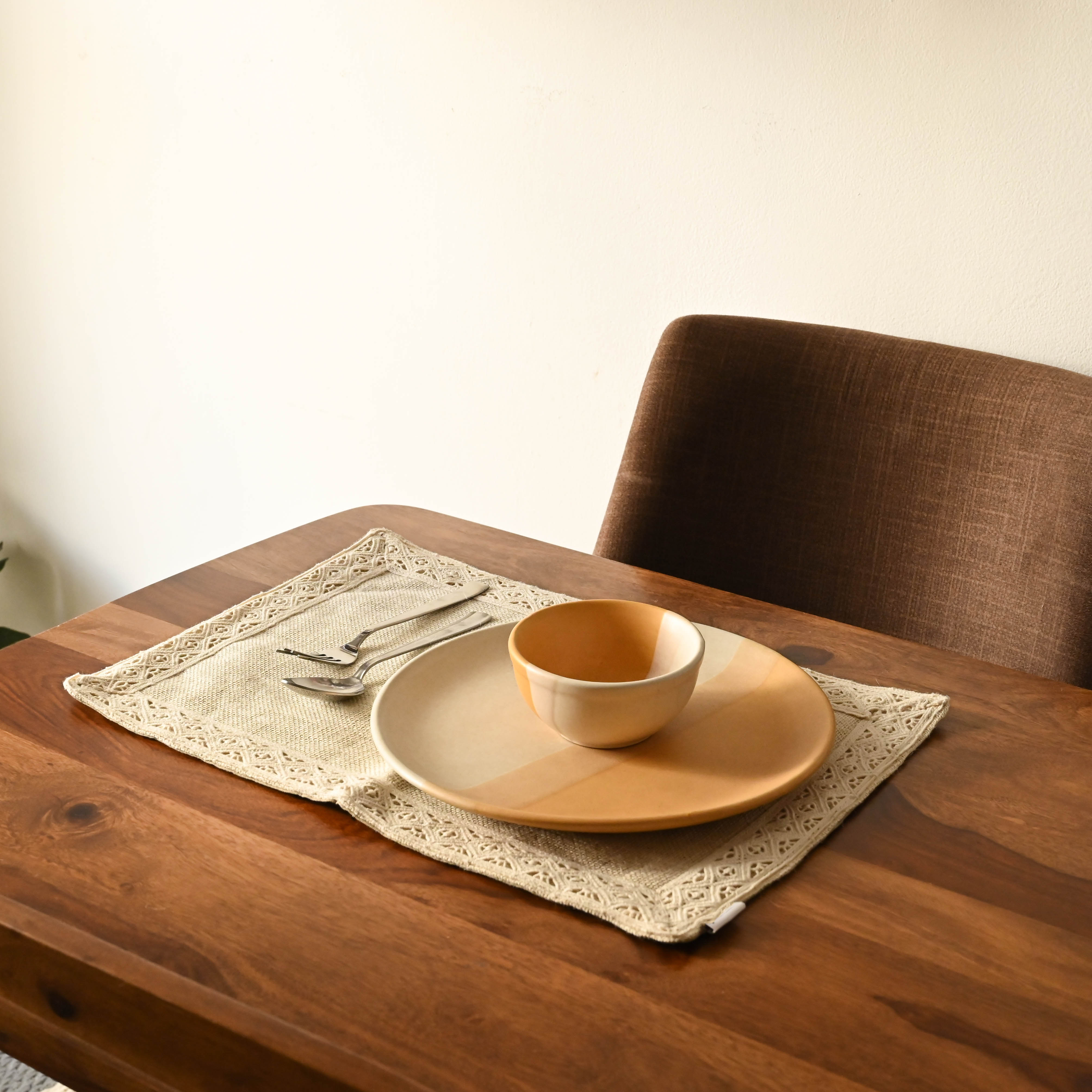 Buy Jute & Lace Table Mat (set of 4) | GranMade – Granmade