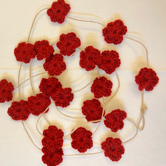 Red Daisy Hand-knit Toran (set of 2) - Granmade