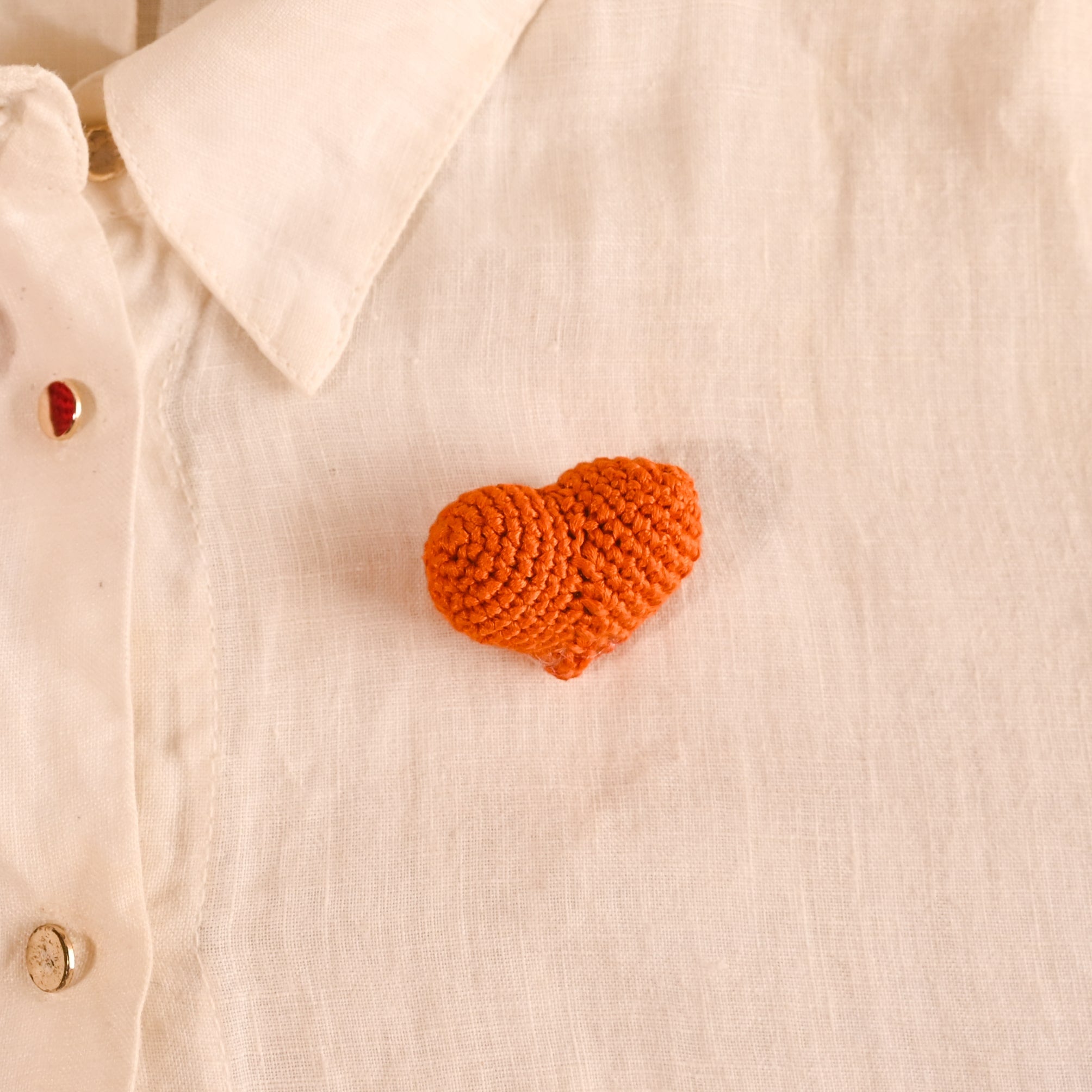 Crochet Heart Brooch - Granmade