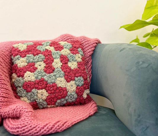 Daisy Hand-knit Flower Crochet Cushion - Granmade