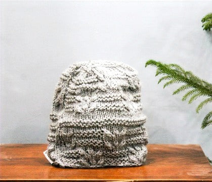 White Intricate Hand-Knit Beanie - Granmade