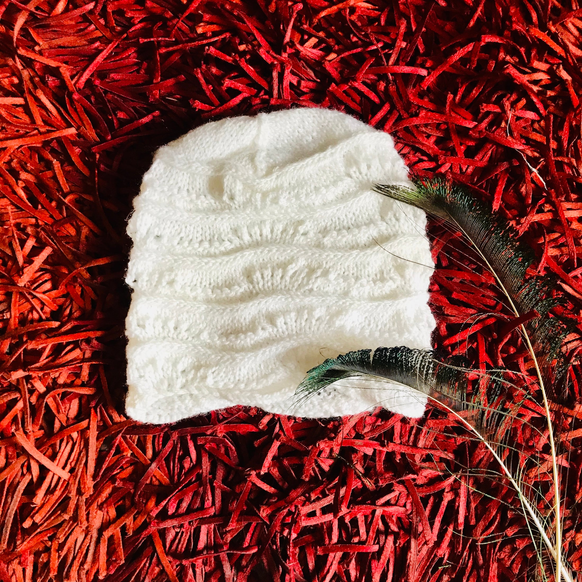 White Hand-knit Beanie - Granmade