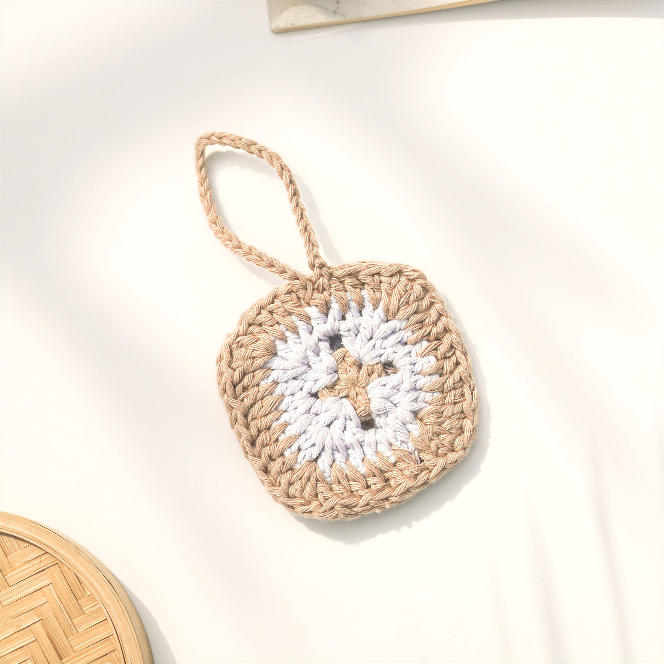 Beige Crochet Minimal Airpod Cover - Granmade