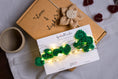 Load image into Gallery viewer, Handknit Green Heart Cork Light - Granmade
