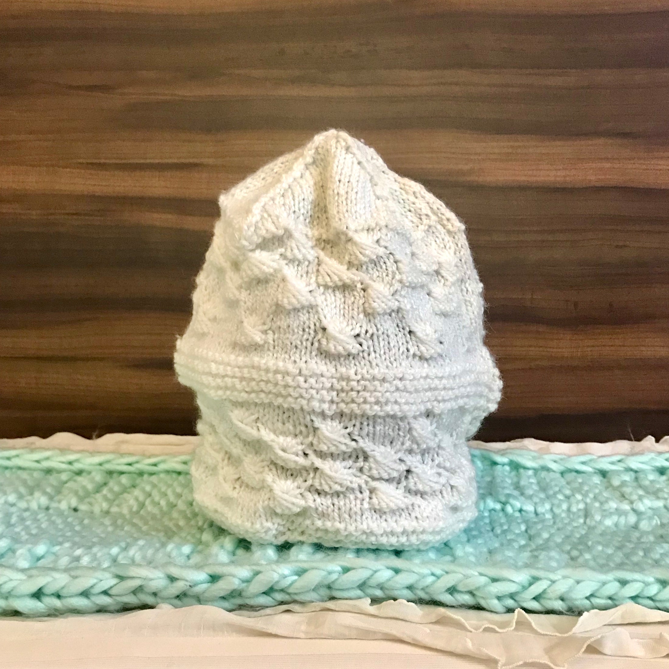 White Hand-Knit Shell Beanie - Granmade