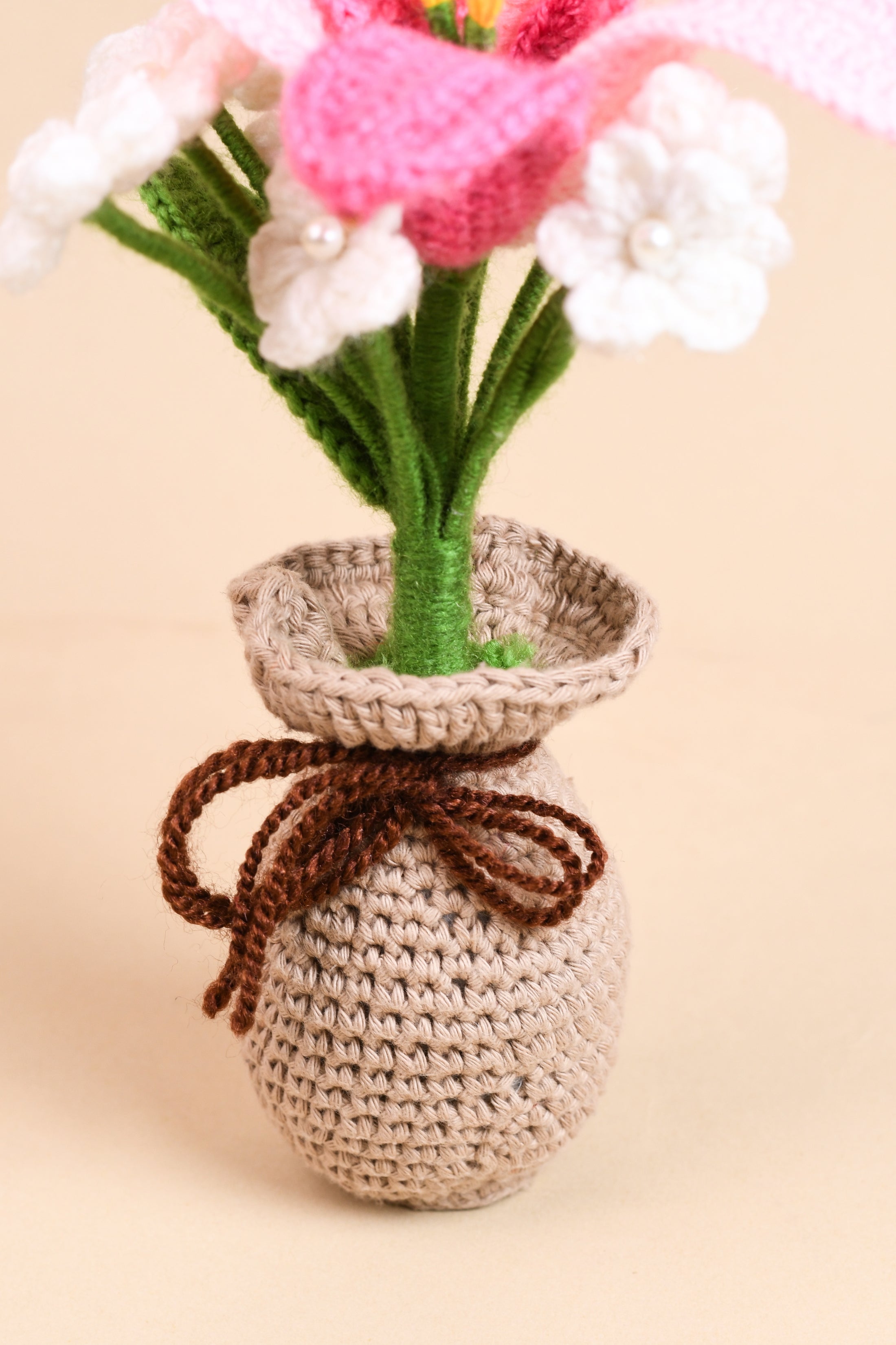 Crochet Lily & Daisy Flower Pot