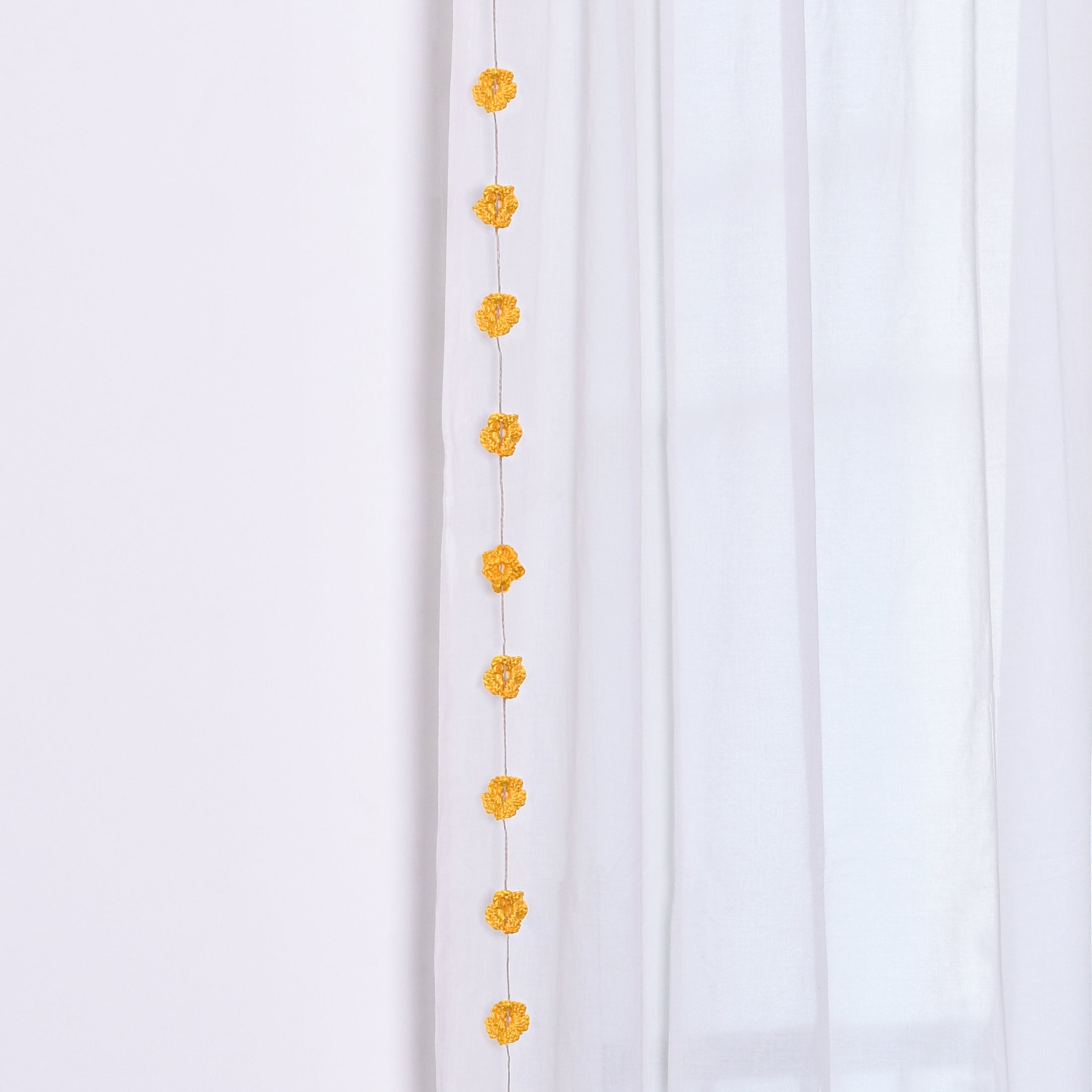 Yellow Daisy Hand-knit Toran (set of 2)