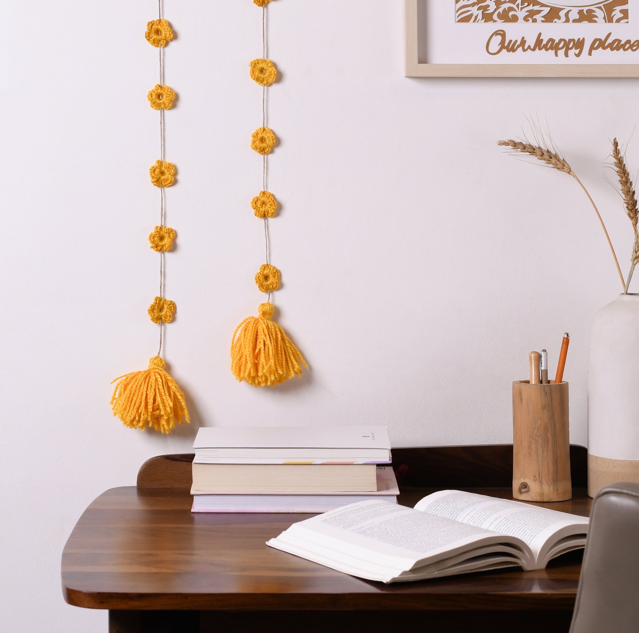 Yellow Daisy Hand-knit Toran (set of 2)