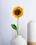 Load image into Gallery viewer, Always sunny crochet Sunflower - Granmade
